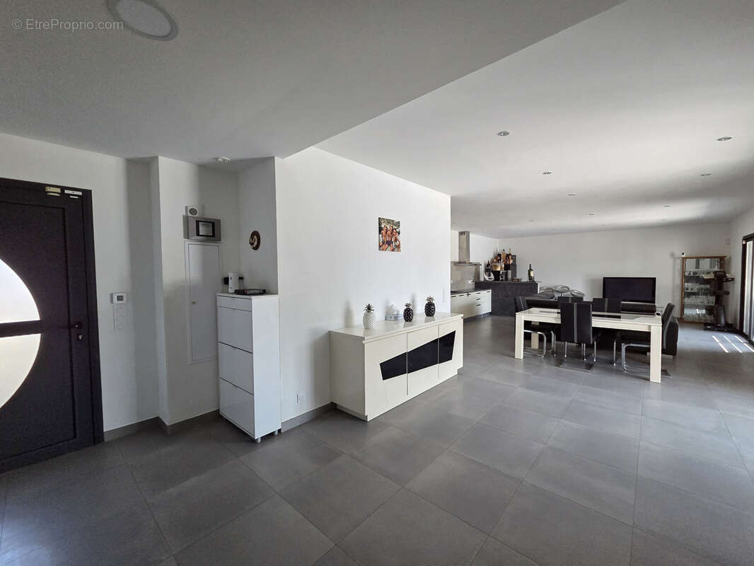 Maison à LINGUIZZETTA