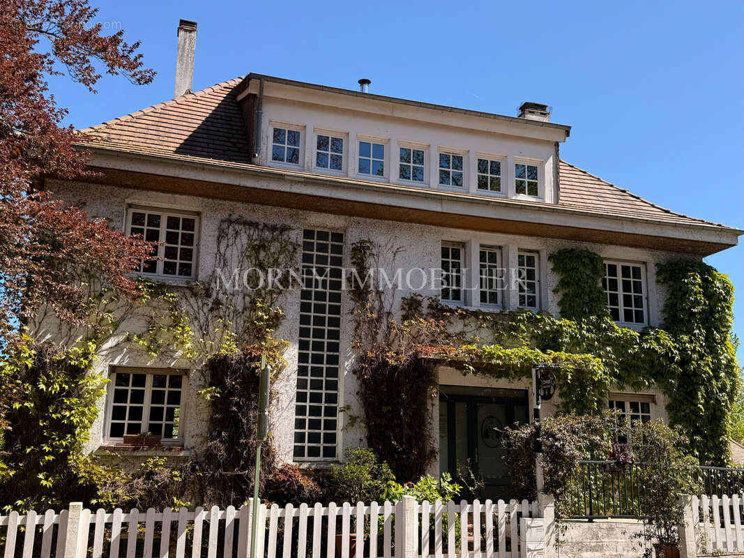 Maison à BEAUMONT-EN-AUGE
