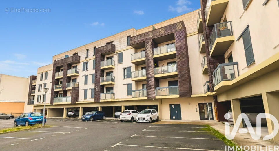 Photo 1 - Appartement à DAMMARIE-LES-LYS