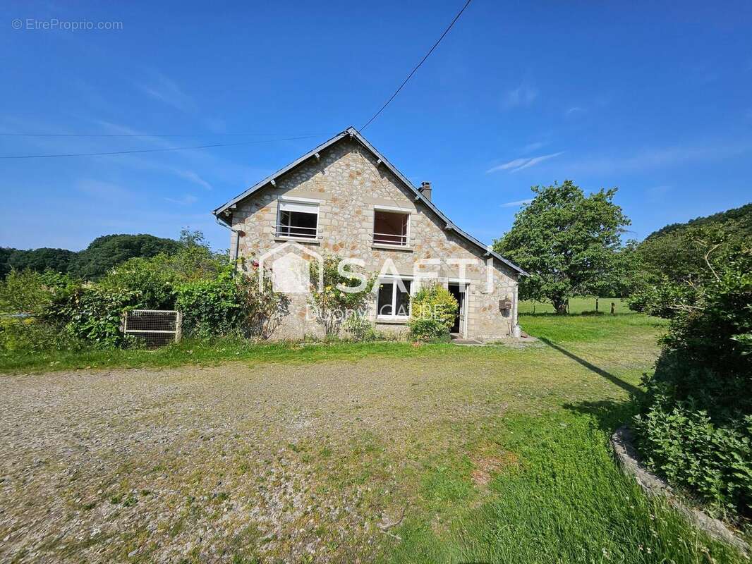 Maison 100 m² à Barenton  - photo 2