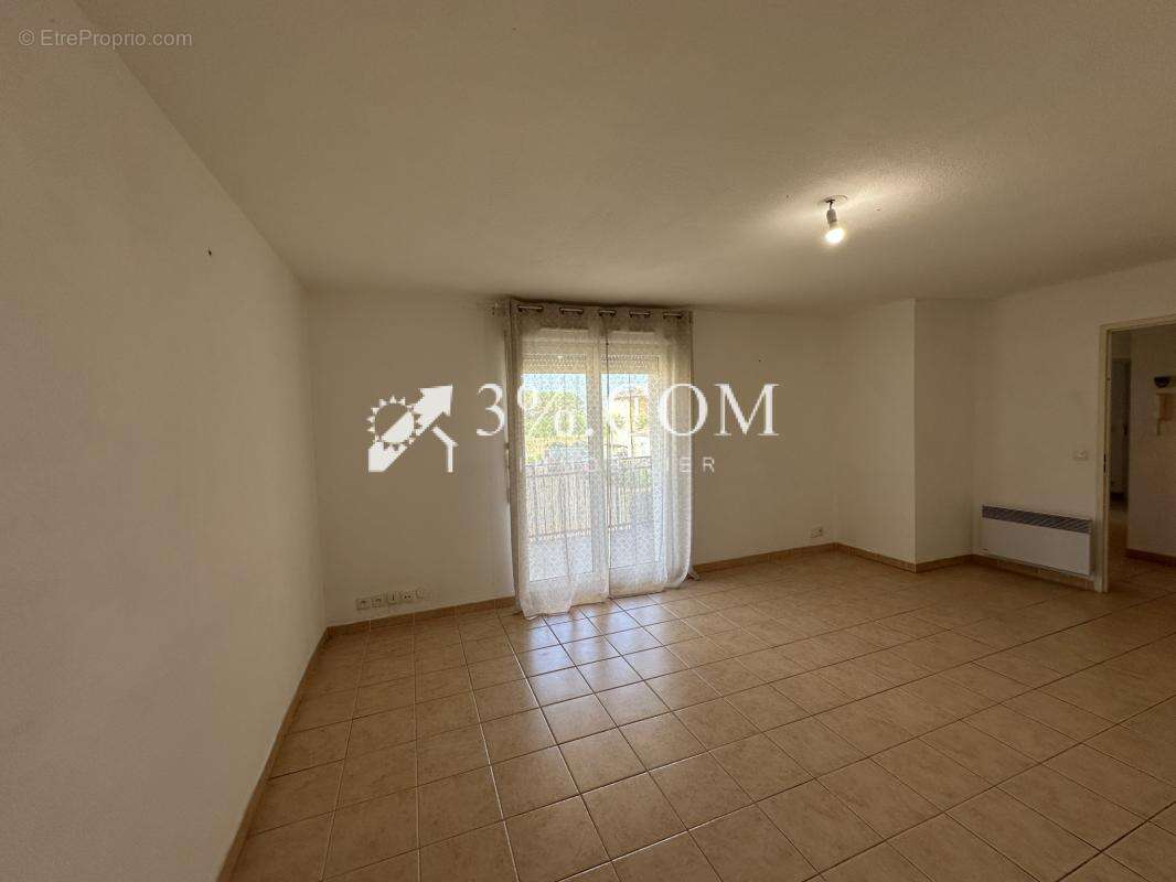 Appartement à SAINT-PRIVAT-DES-VIEUX