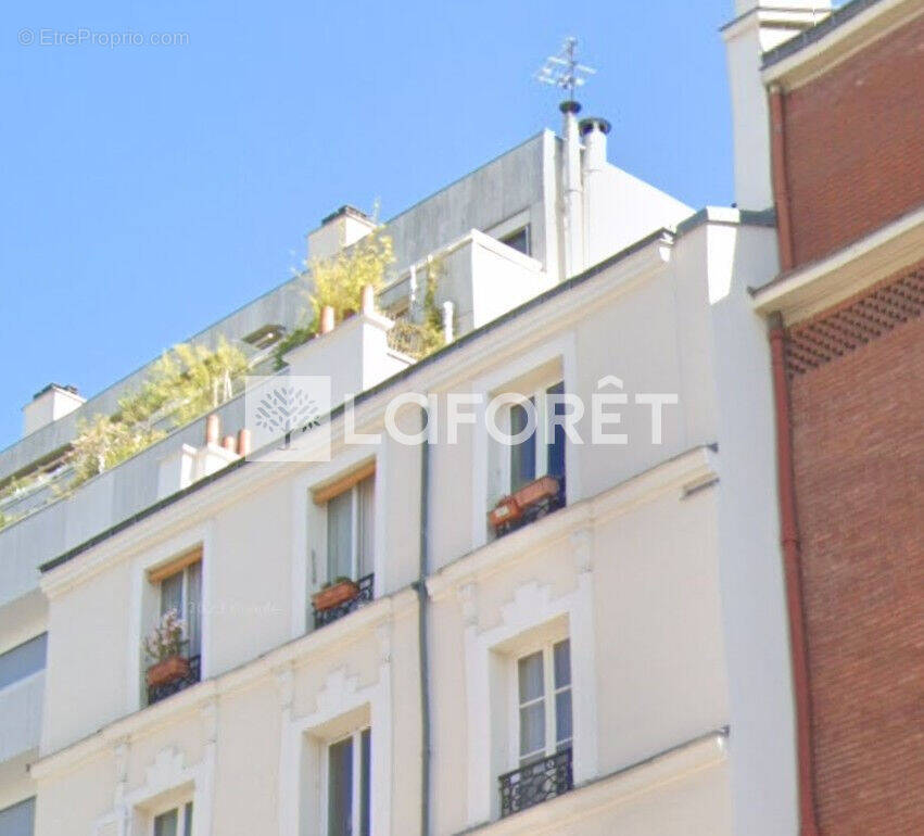 Appartement à PARIS-14E