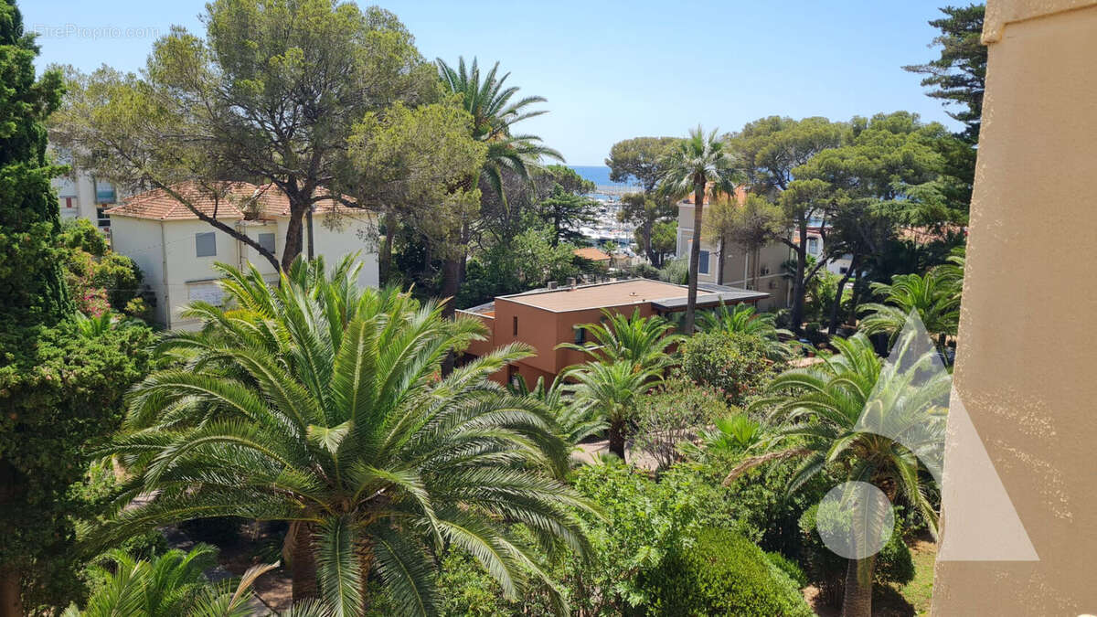 Appartement à SAINT-RAPHAEL