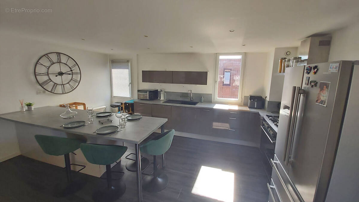 Appartement à MONTIGNY-LE-BRETONNEUX