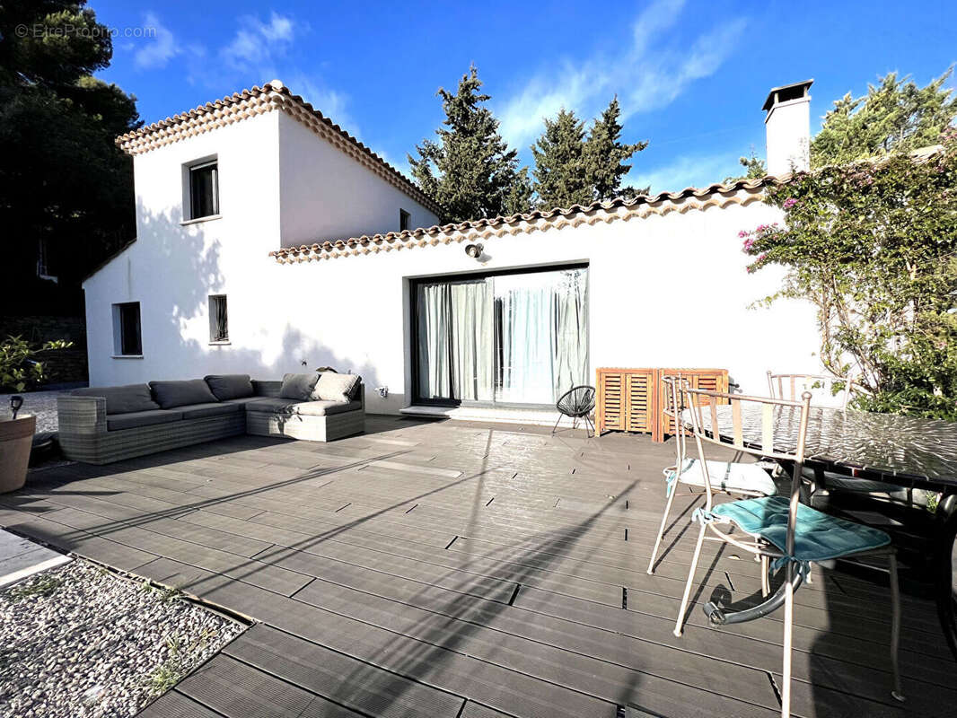Maison à LA VALETTE-DU-VAR