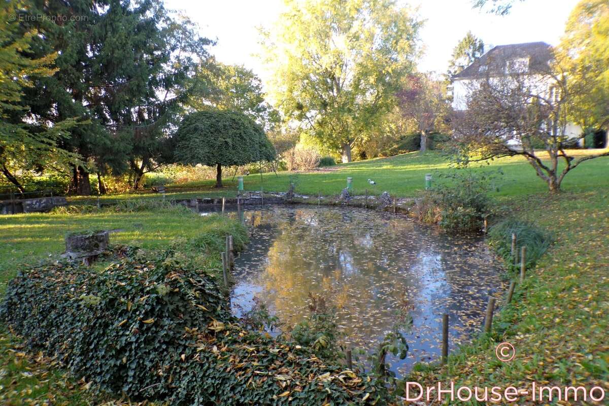 Maison à LADOIX-SERRIGNY