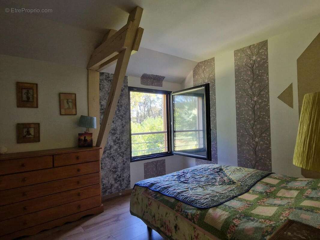 20251016154622 - Maison à BANEUIL