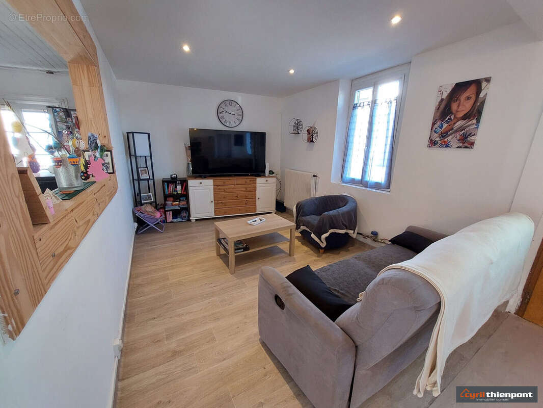 Espace salon - Maison à ABBEVILLE