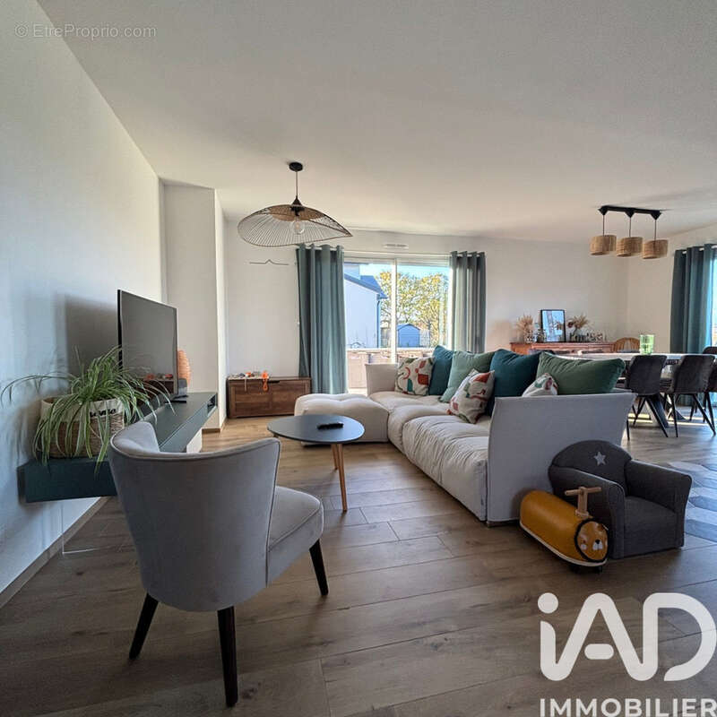 Photo 6 - Maison à VAINS