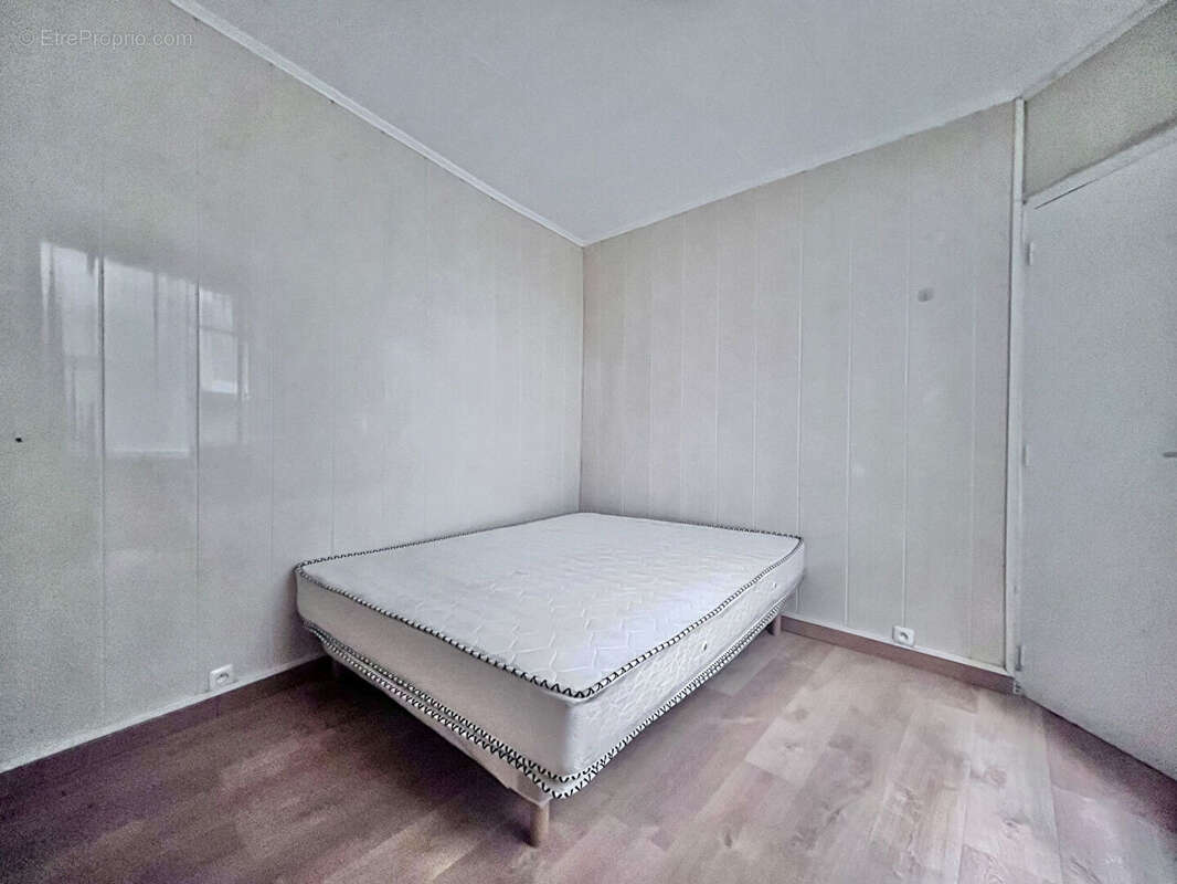 Appartement à PARIS-19E