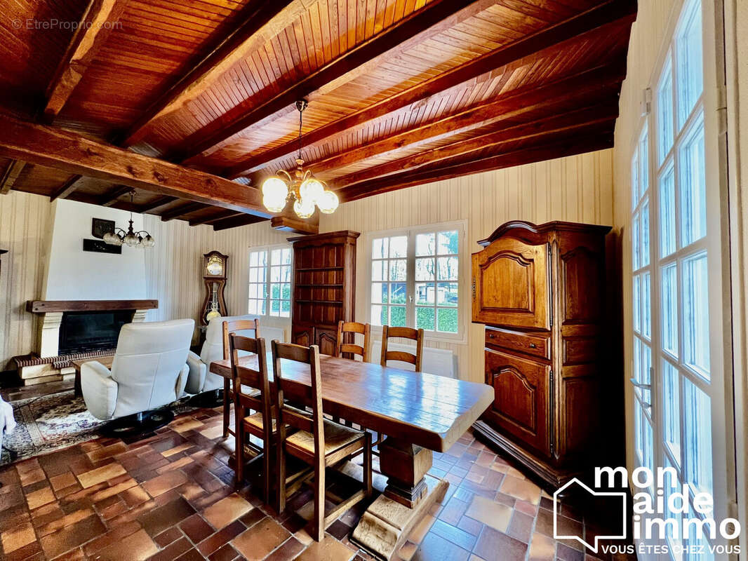 Maison à MONTPON-MENESTEROL