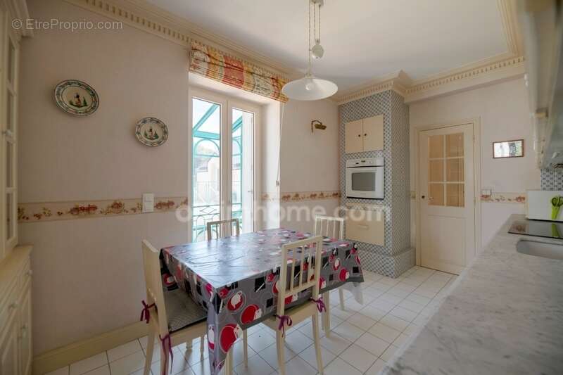 A vendre belle propriete 8 pieces à rennes - photo 7