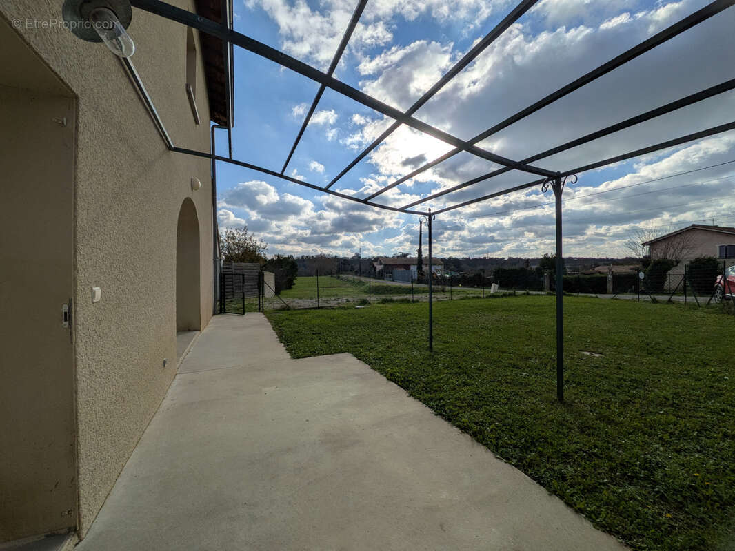 Maison à ROMANS-SUR-ISERE