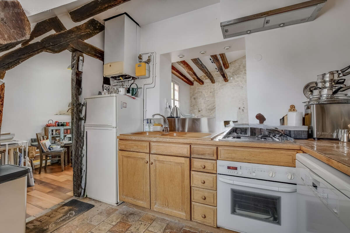 Appartement à PARIS-2E