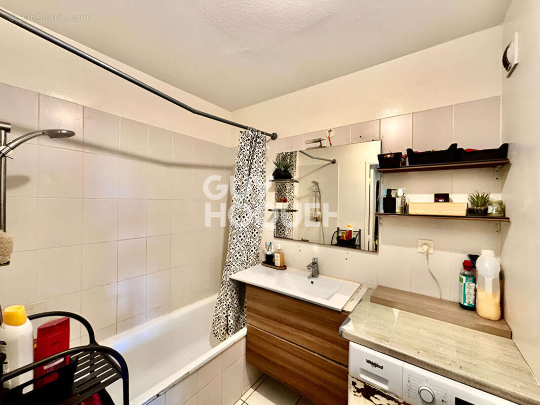 Appartement à VAULX-EN-VELIN