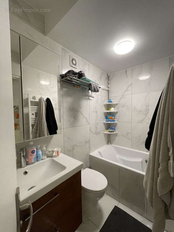 Alfortville centre-ville - Agréable appartement 4 pièces traversant avec box et cave - photo 7