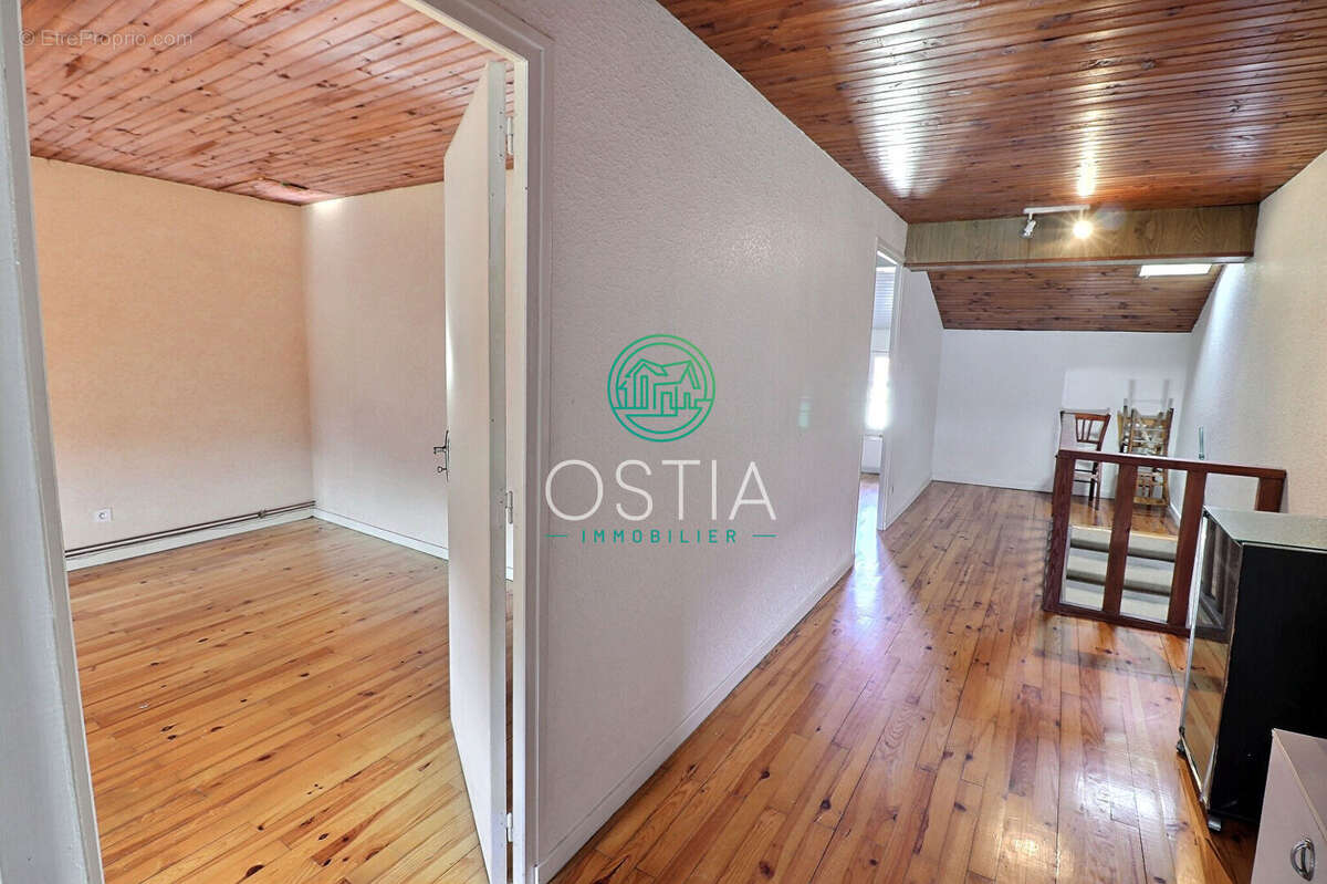 Maison à LA GRAND-CROIX