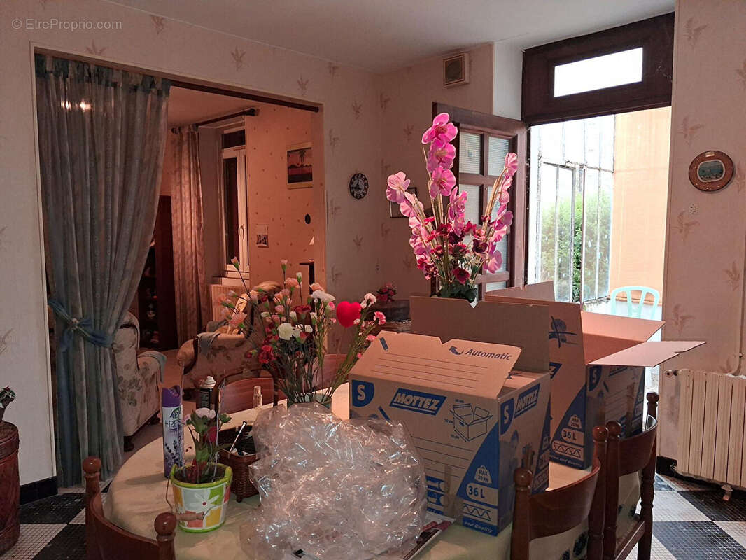 Maison à SAINT-ELOI