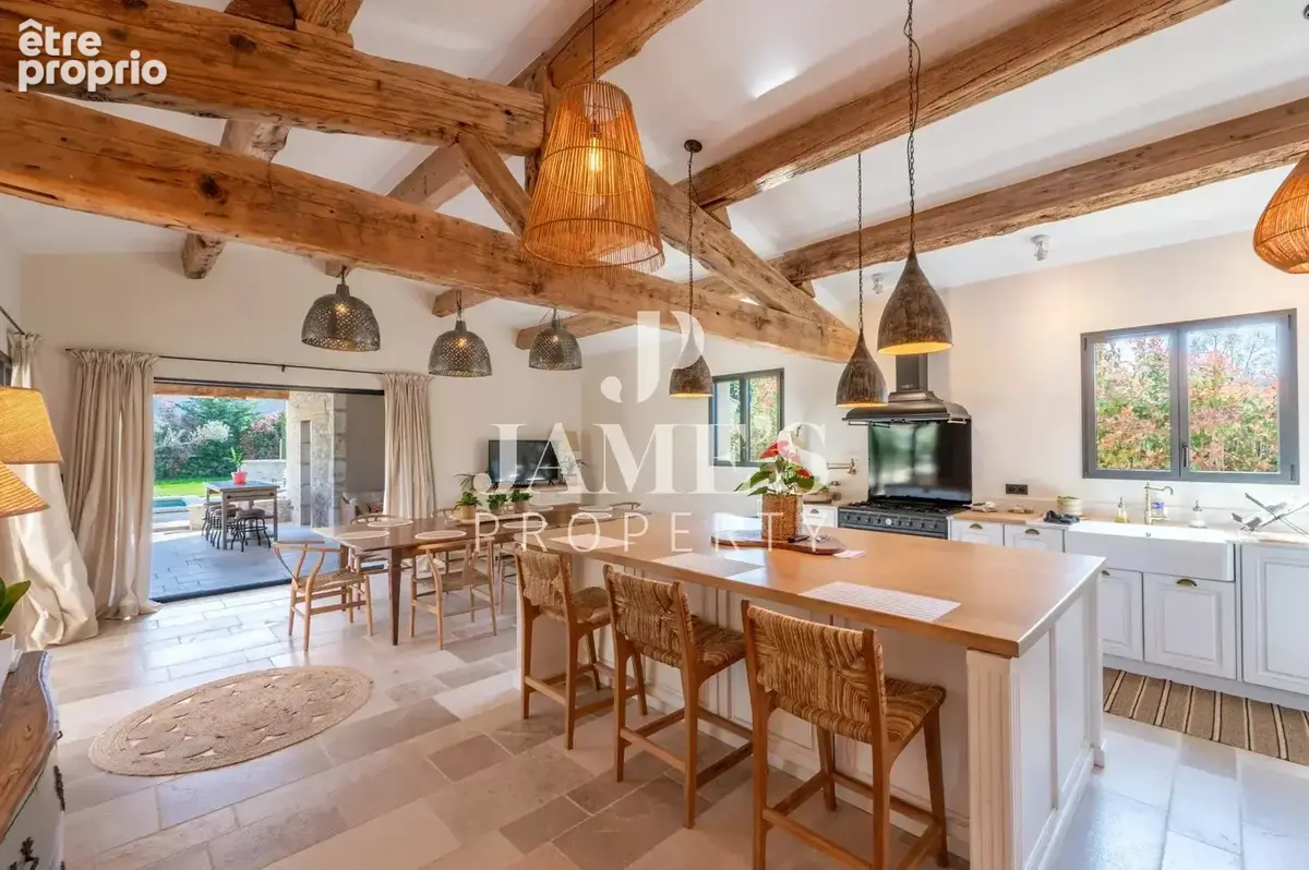 Maison 5 pièces 250 m² à vendre à Saint-Remy-De-Provence (13210) - photo 7