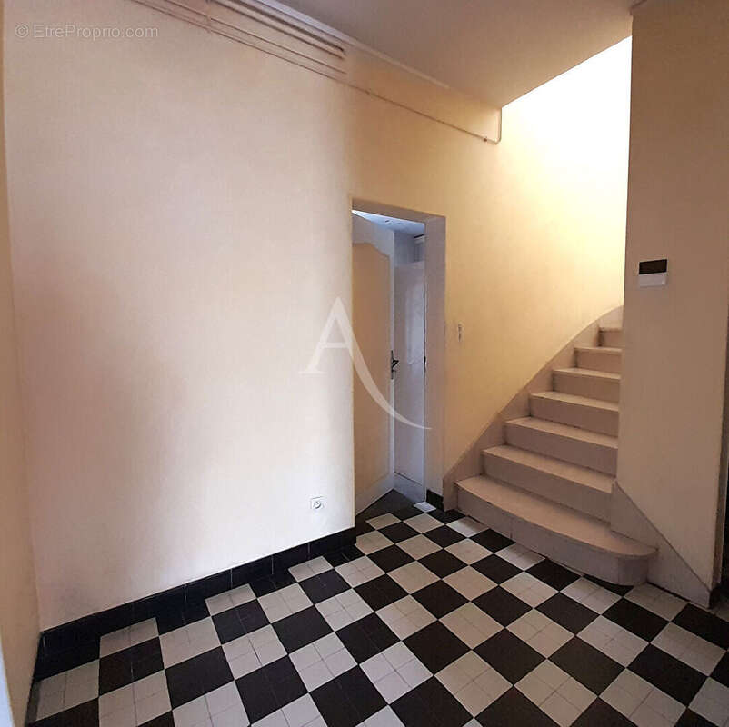 Maison à VILLENEUVE-DE-MARSAN