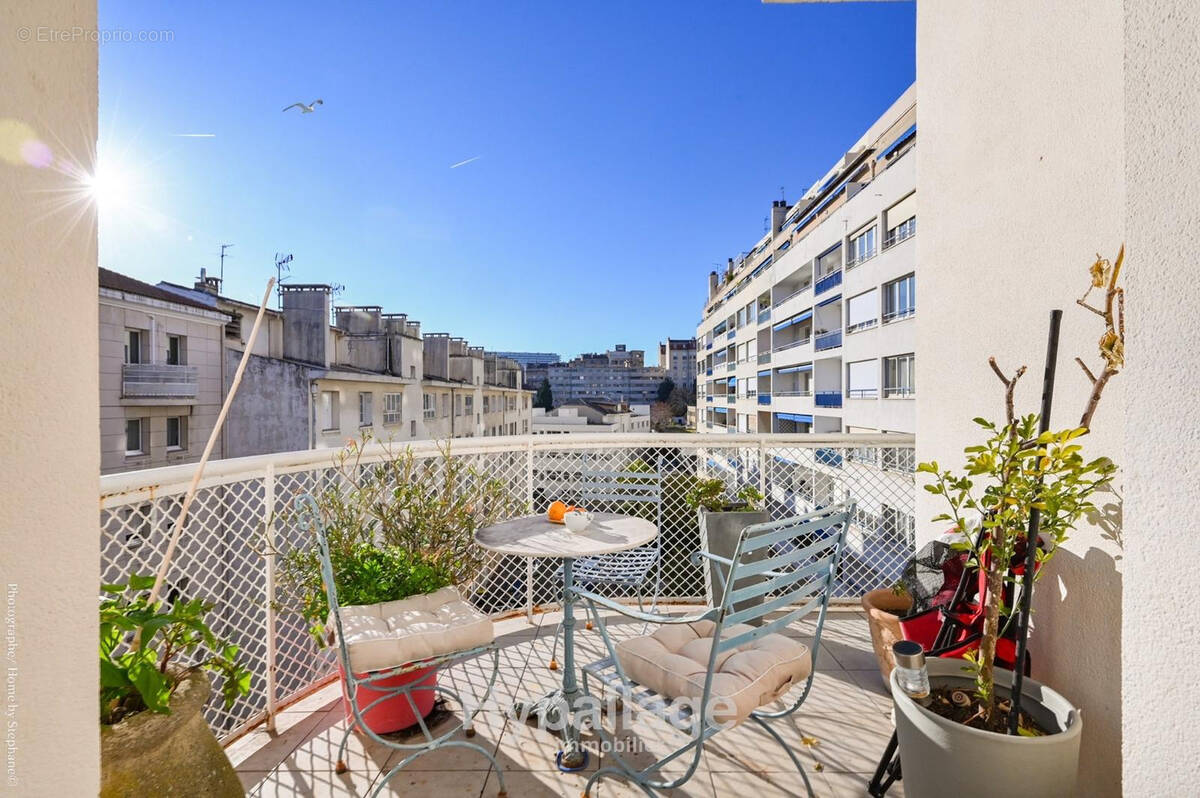 Appartement à MARSEILLE-8E