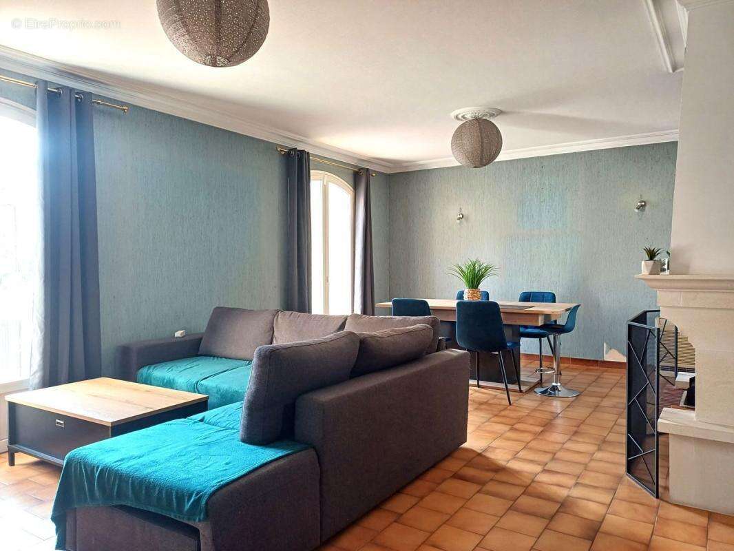 Maison à SAINT-GENIS-DES-FONTAINES