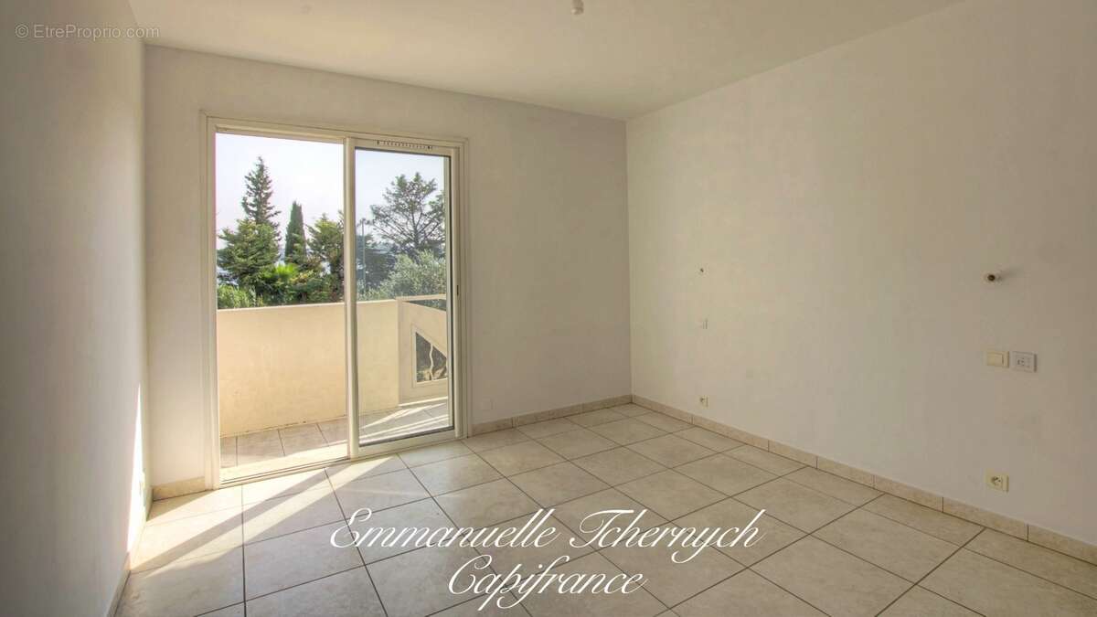 Maison à vendre Istres – Vue sur l’Étang de l’Olivier – Maison 143m² – Terrain 2 050 m² - photo 15