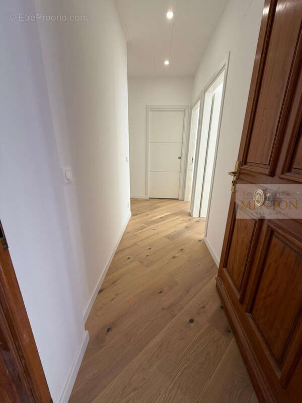 Appartement à MENTON