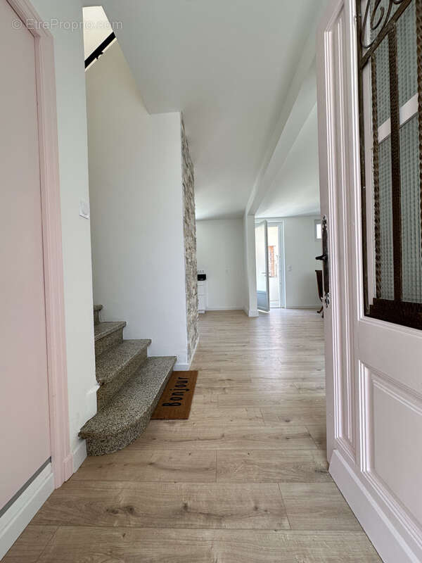 Maison rénovée, 3 chambres, terrasse - photo 7