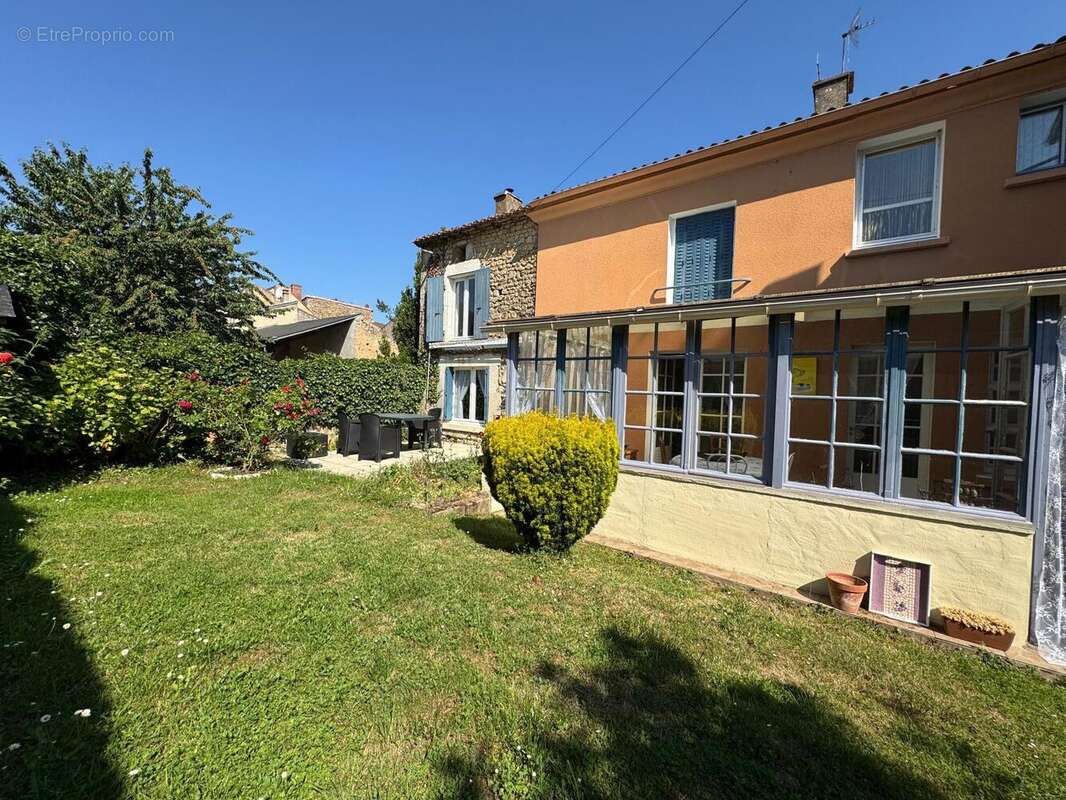 Photo 2 - Maison à SAINT-LOUP-LAMAIRE