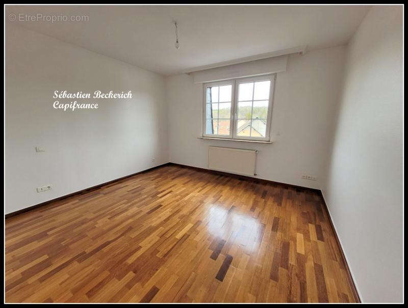 Dpt 57 - BLIES-EBERSING, à vendre  appartement T5 - photo 10
