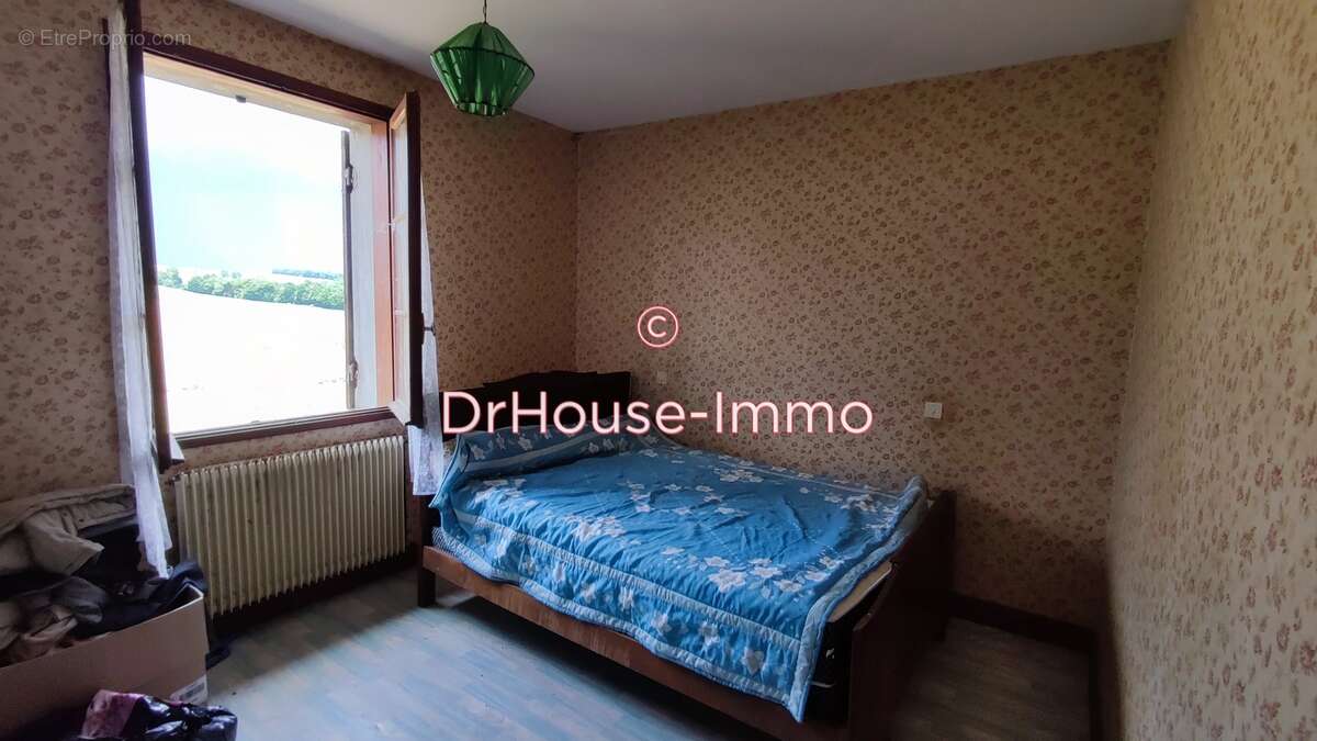 Maison à SAINT-AVIT