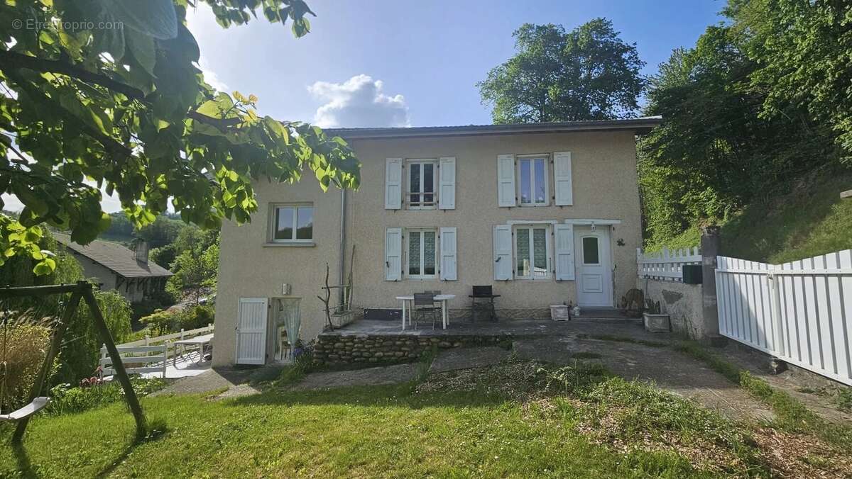Maison à CHASSELAY