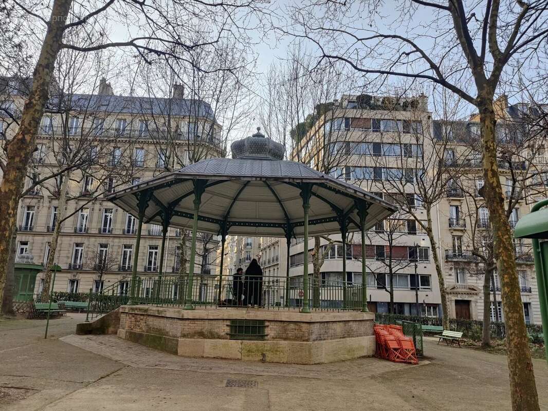 Appartement à PARIS-15E