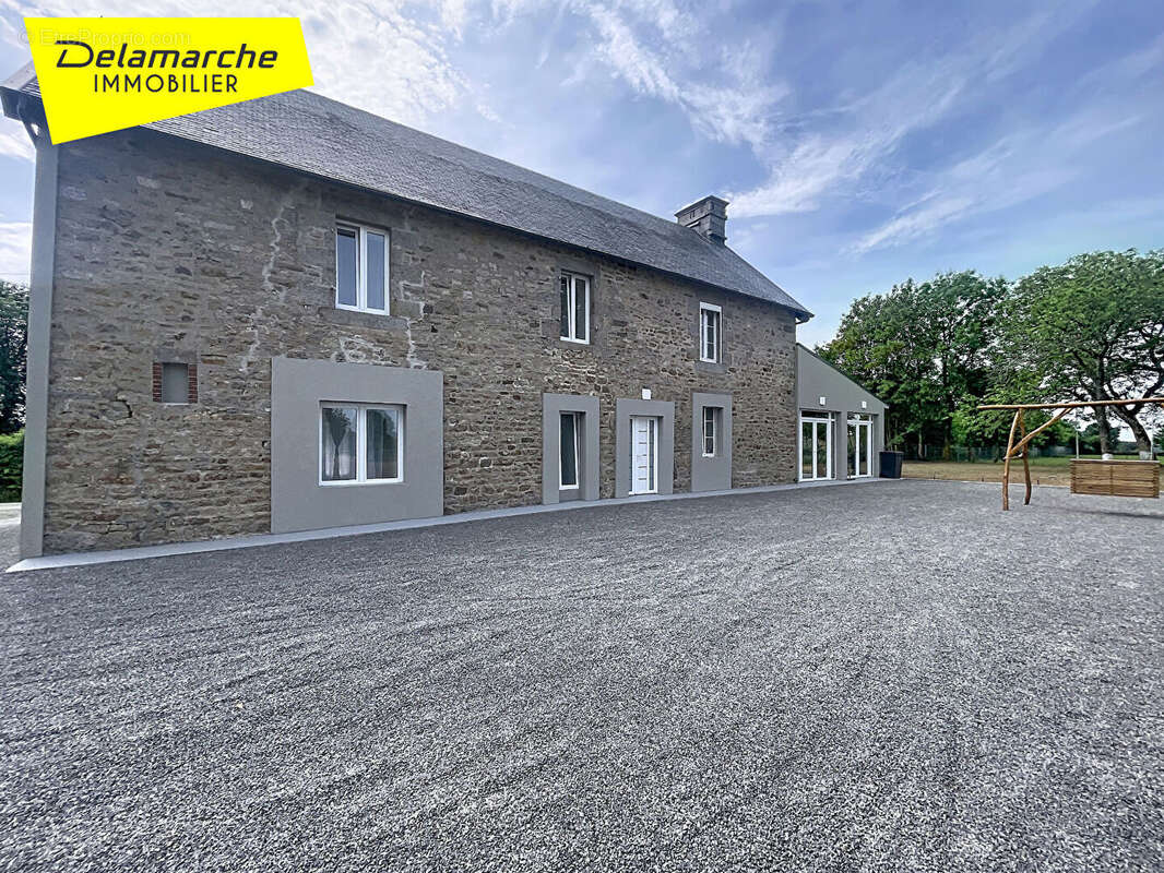 EXCLUSIVITE 5 min VILLEDIEU LES POELES (50800) maison de campagne 6 pièces rénovée sur 4ha avec dépendances - photo 17