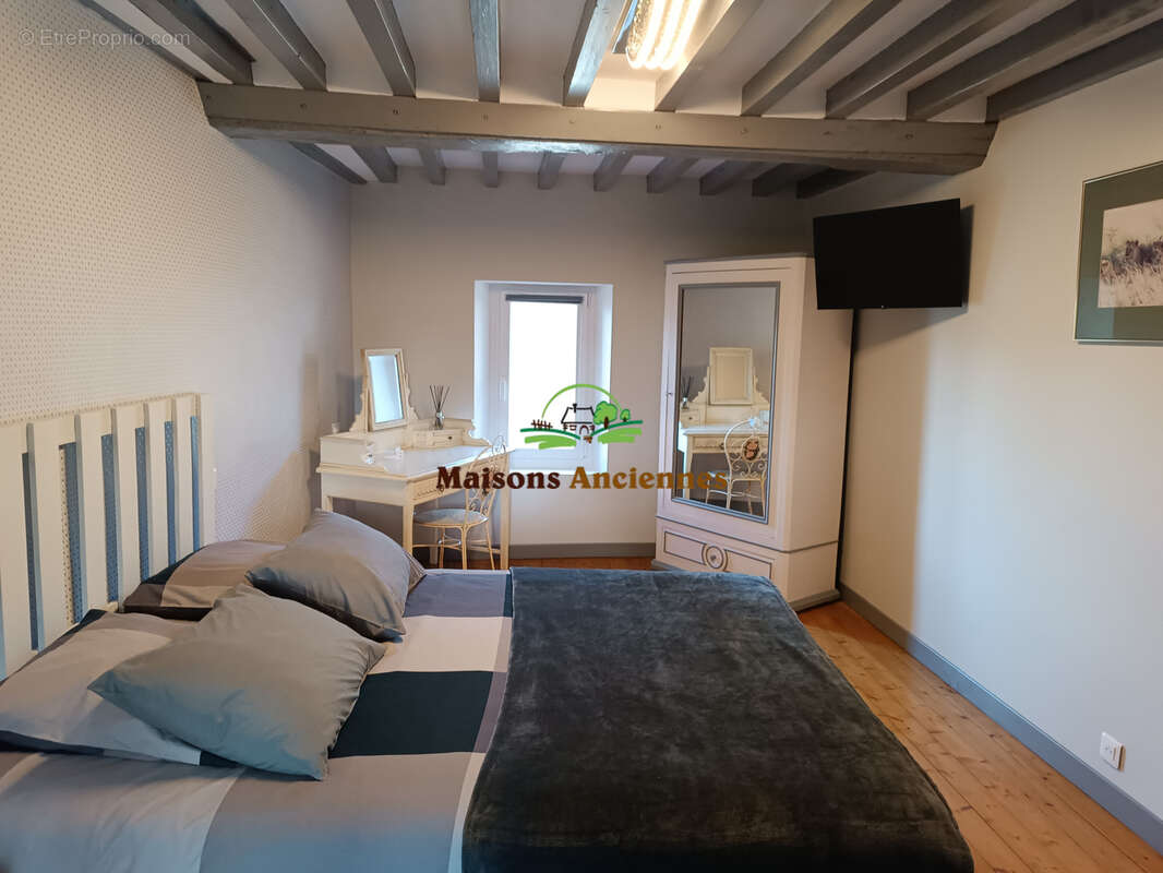 Entre caen et bayeux - maison ancienne 5 pp 192 m2, gîte40 m2, dependance et jardin - photo 16