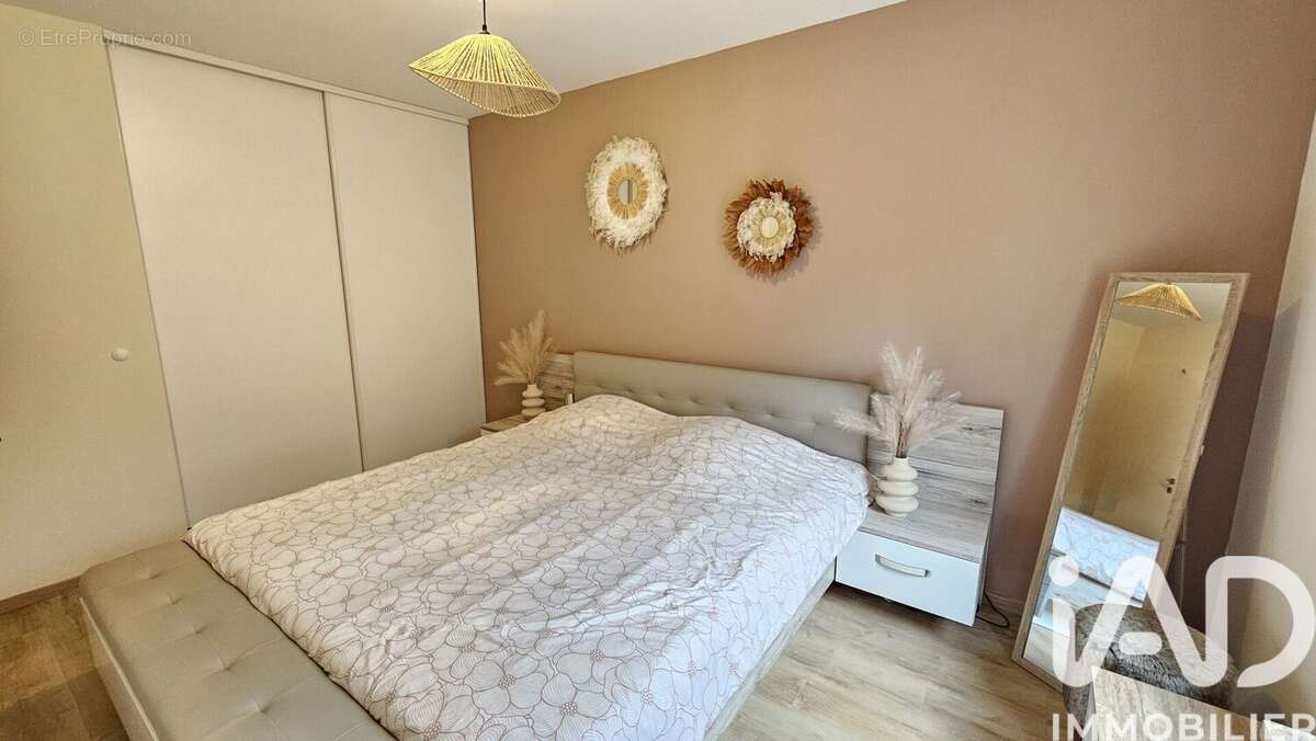 Photo 2 - Appartement à NORROY-LE-VENEUR