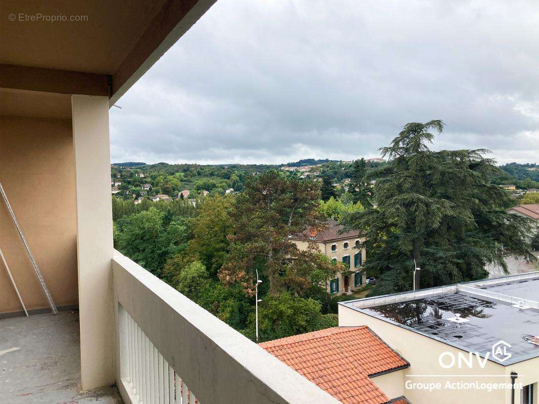 Appartement à PONT-EVEQUE