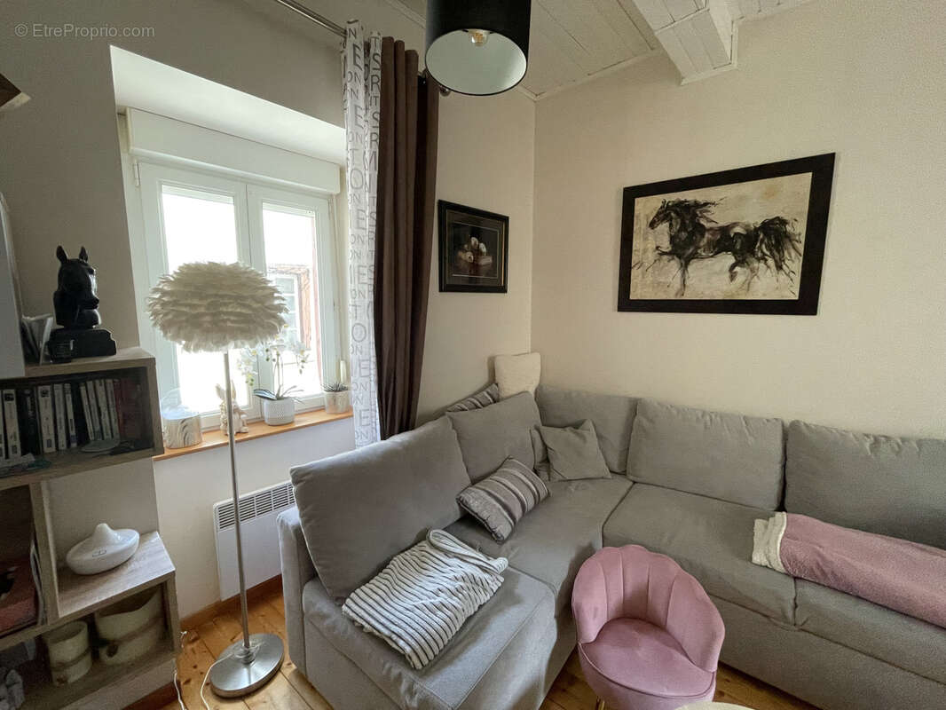 Maison à VILLARDONNEL