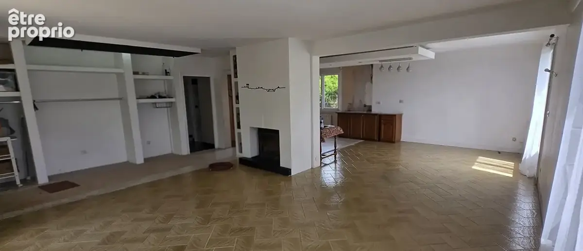 Maison 4 chambres+bureau, sous sol proche N4 terrain exceptionnel  90 km Paris! - photo 2