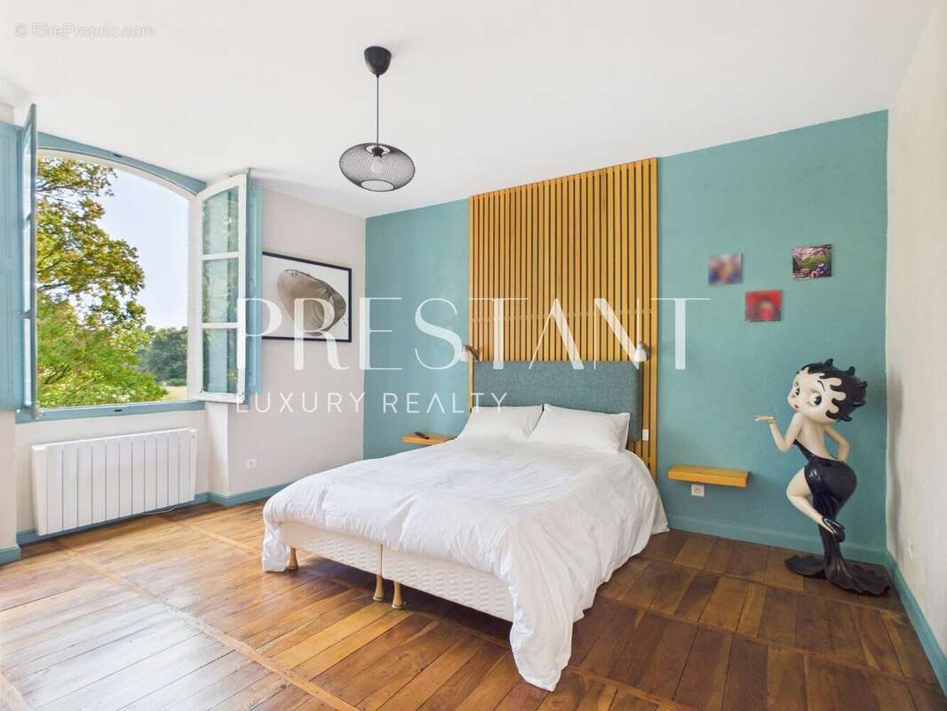 Maison à ORTHEVIELLE