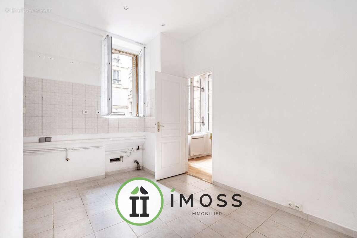 Appartement à PARIS-18E