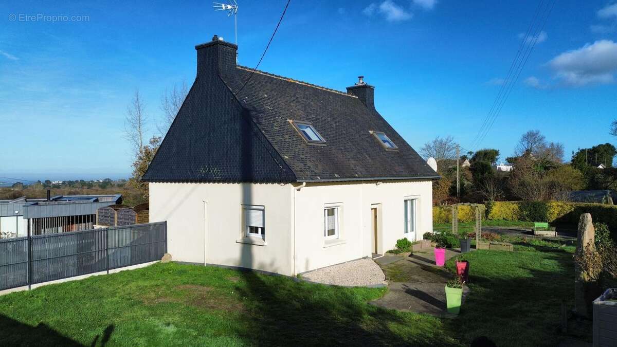 Maison à PLEUMEUR-BODOU