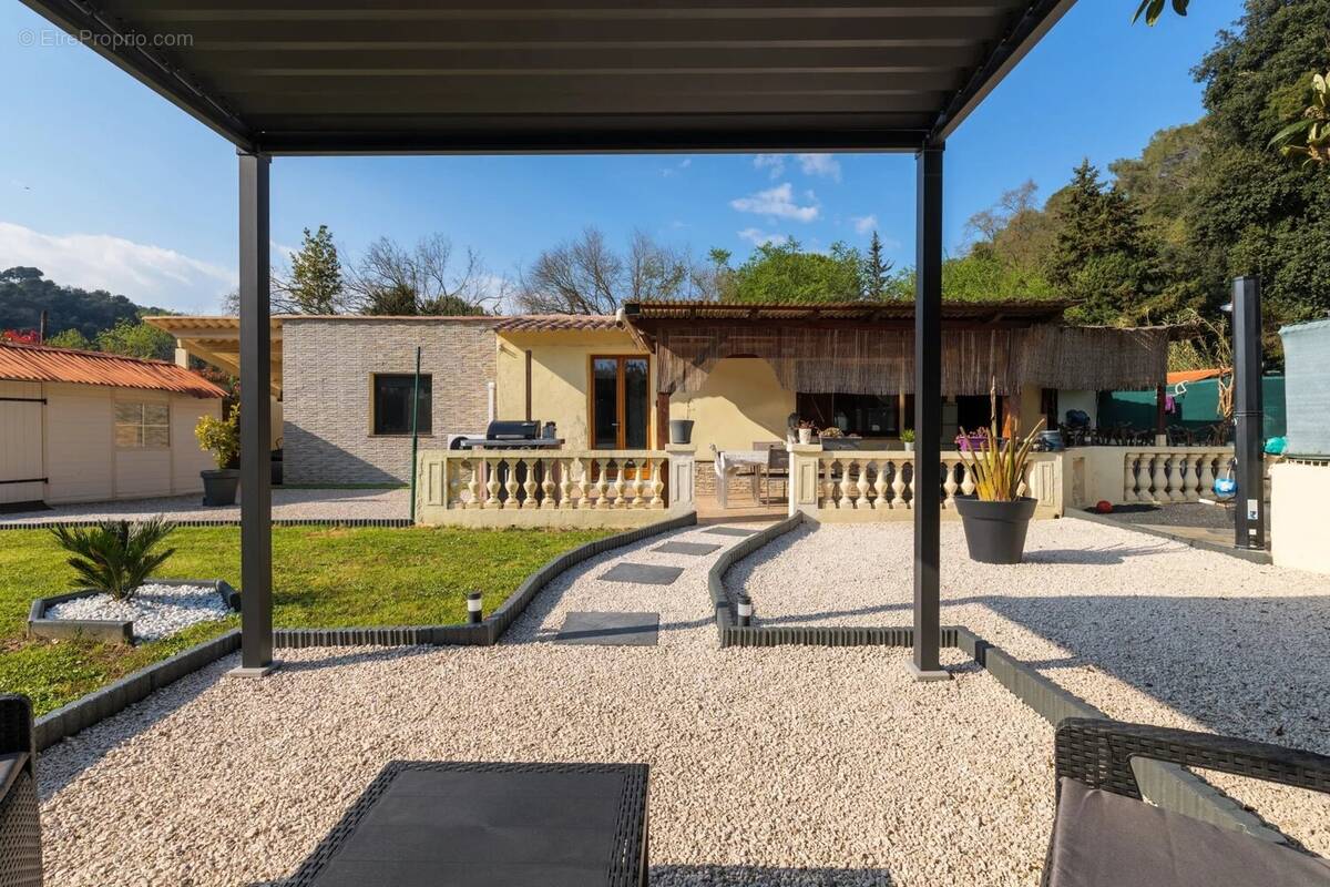 Maison à CAGNES-SUR-MER