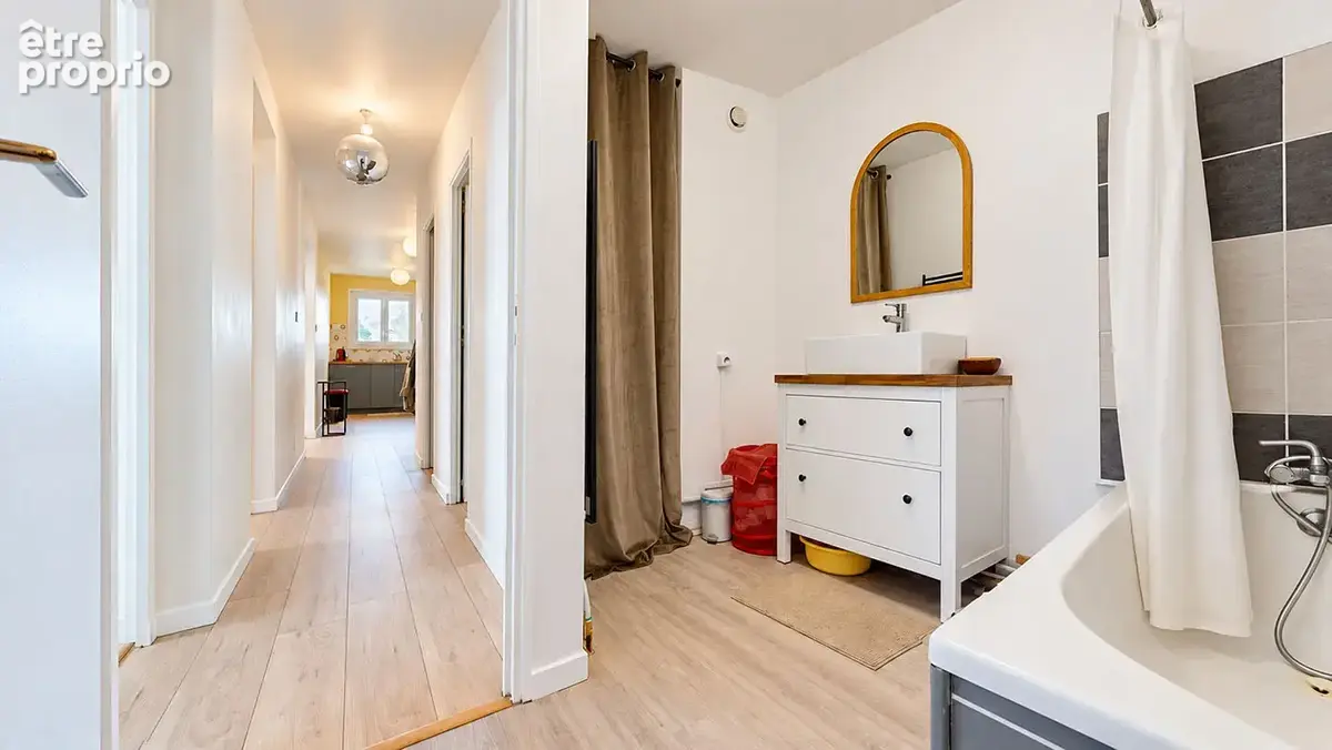 Montpellier   Mas Drevon   Appartement T3 rénové avec loggia et vue Dégagée - photo 10