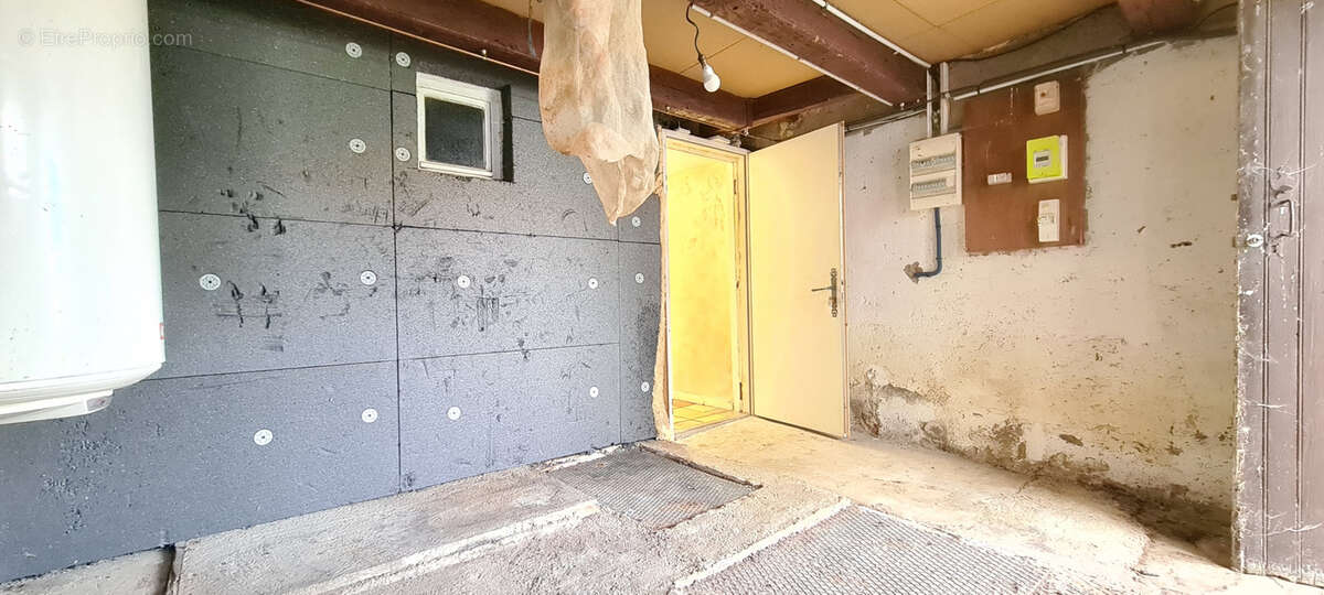 Maison à LINY-DEVANT-DUN