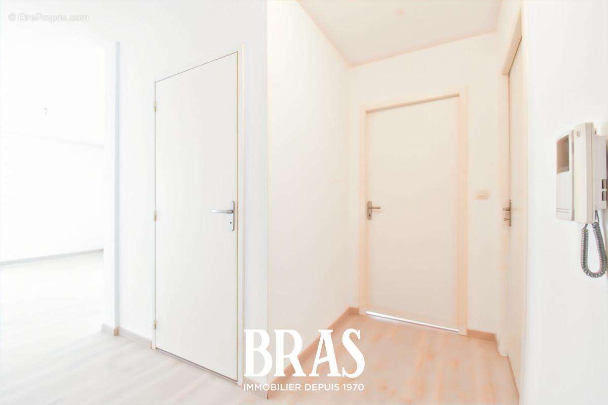 Appartement à SAINT-SEBASTIEN-SUR-LOIRE