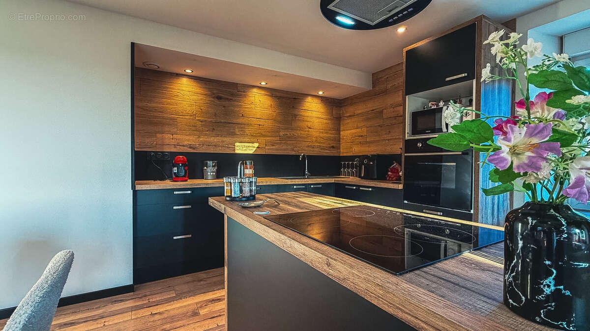 Appartement à ORCHAMPS-VENNES