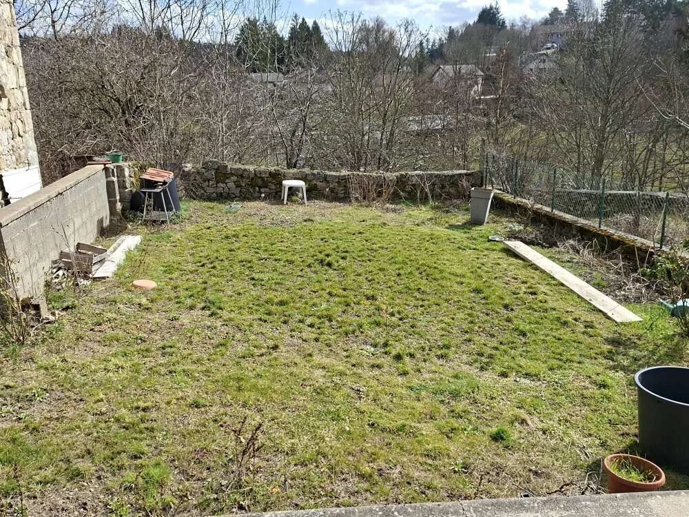 Maison à LE CHAMBON-SUR-LIGNON