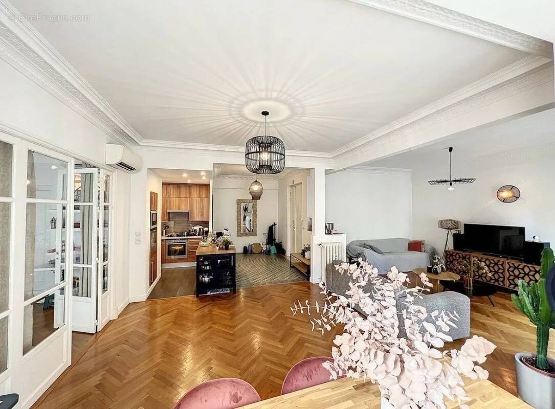 Appartement à NICE